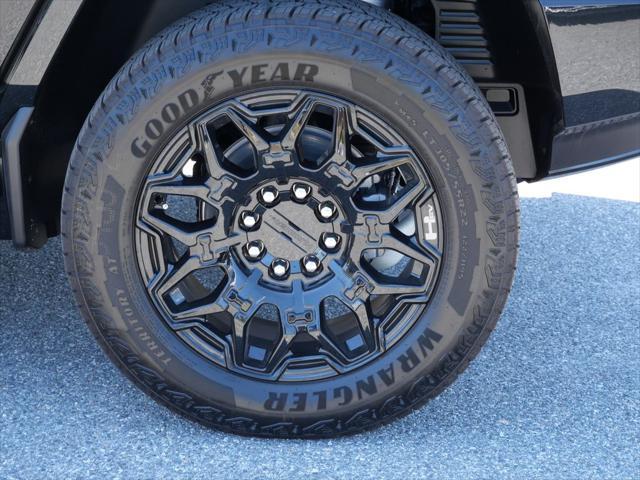 new 2025 GMC HUMMER EV SUV car, priced at $96,690