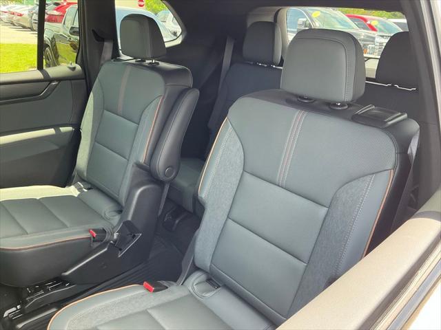 new 2025 GMC Acadia car, priced at $57,676