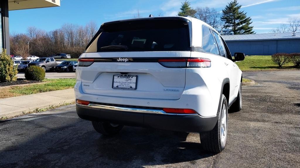 new 2025 Jeep Grand Cherokee car, priced at $34,375