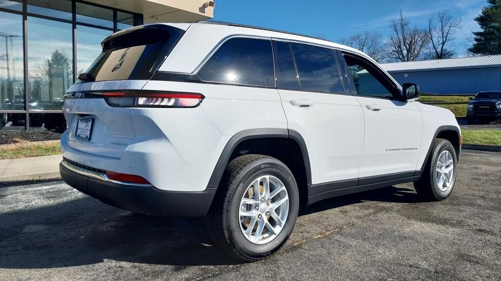 new 2025 Jeep Grand Cherokee car, priced at $34,375