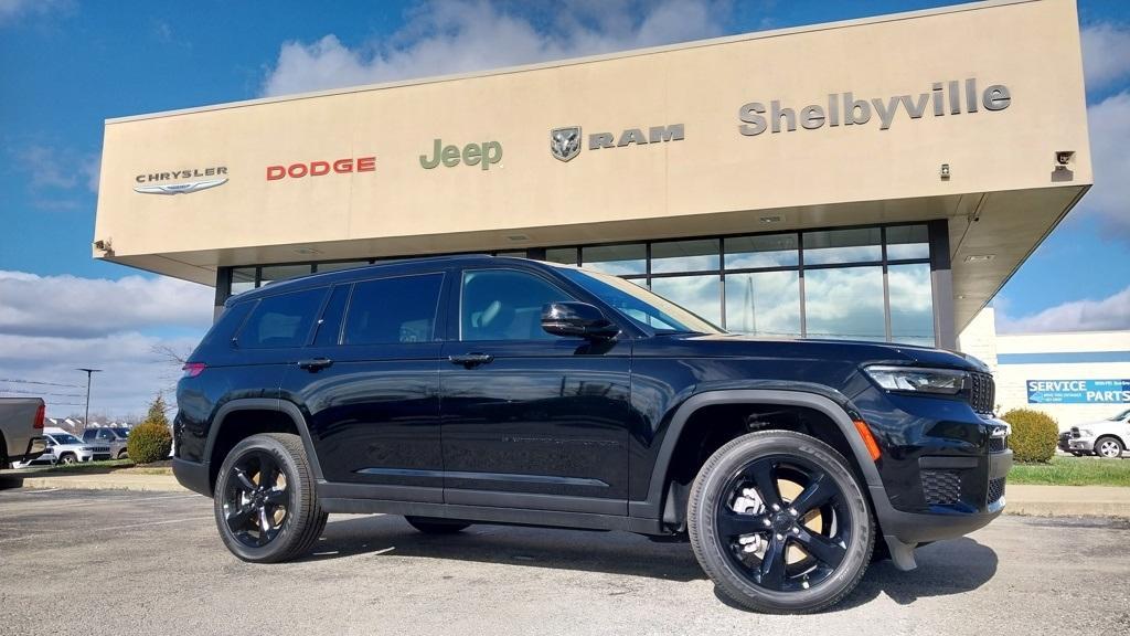 new 2025 Jeep Grand Cherokee car, priced at $39,675