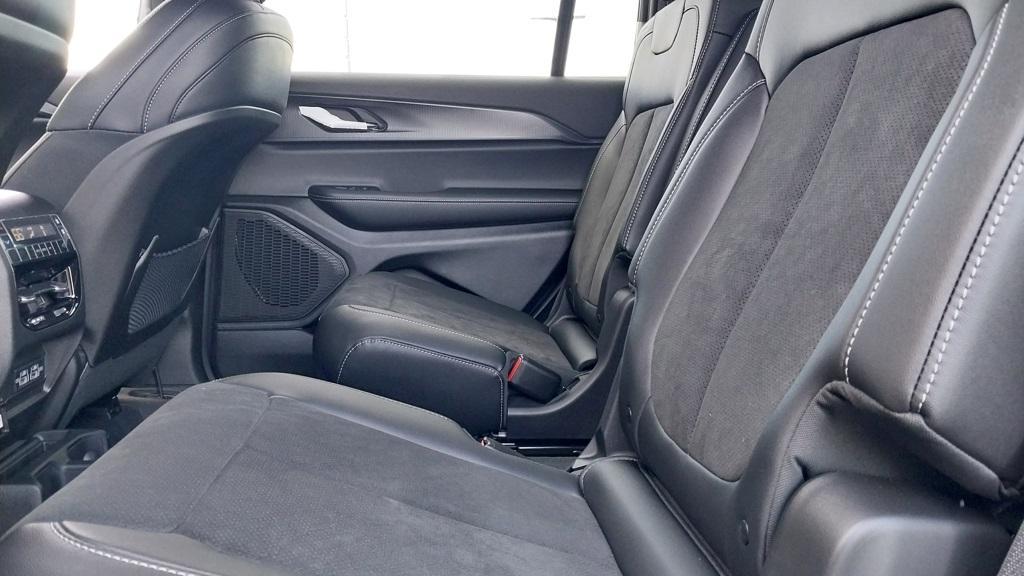 new 2025 Jeep Grand Cherokee L car, priced at $41,363