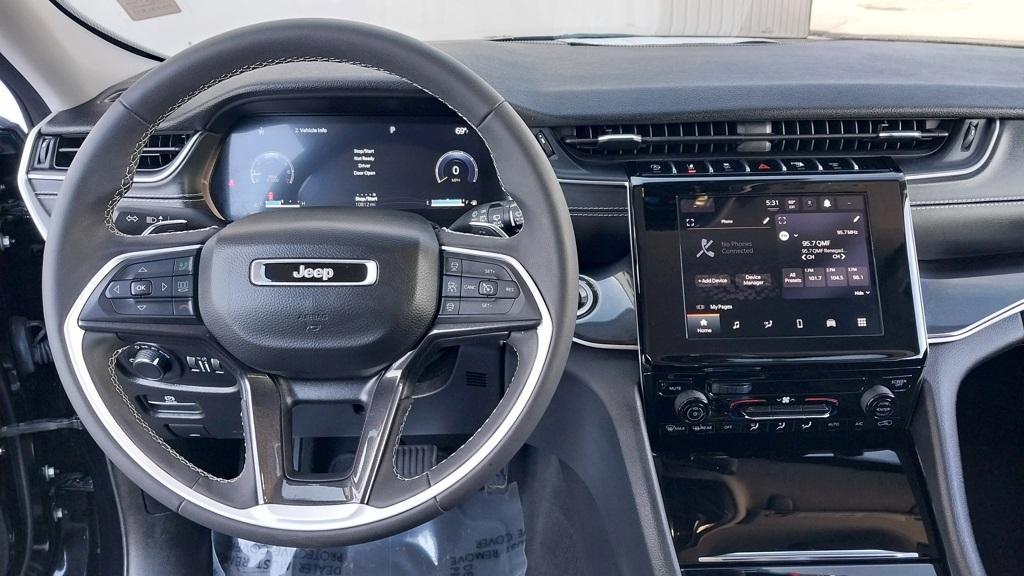 used 2023 Jeep Grand Cherokee car, priced at $31,523