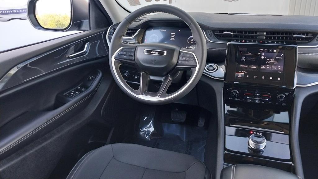 used 2023 Jeep Grand Cherokee car, priced at $31,523
