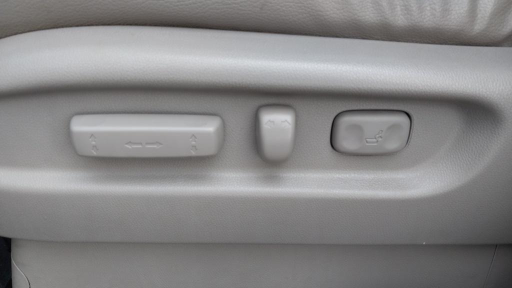 used 2014 Honda Odyssey car, priced at $9,905
