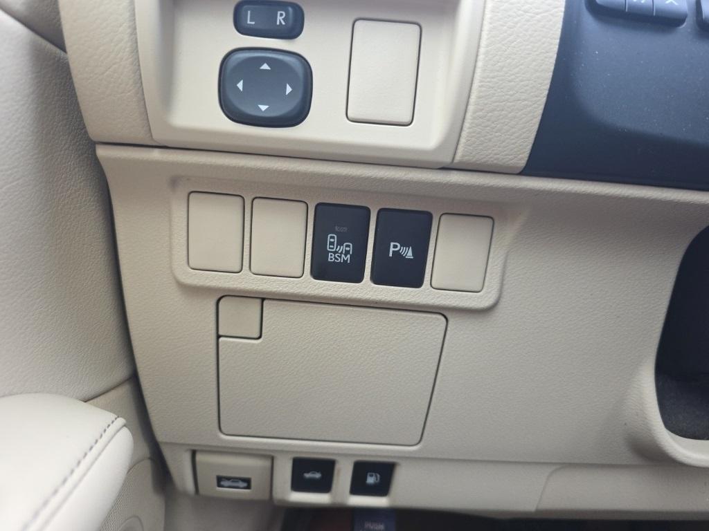 used 2015 Lexus ES 350 car, priced at $19,875