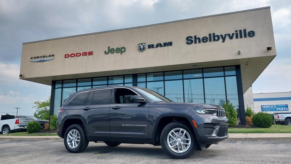 new 2025 Jeep Grand Cherokee car, priced at $38,170