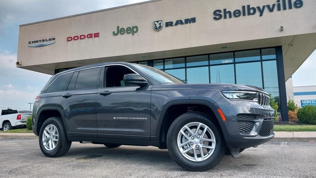 new 2025 Jeep Grand Cherokee car, priced at $38,170