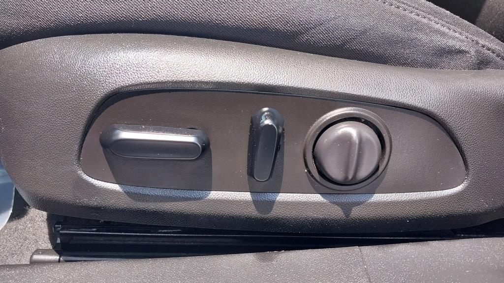 used 2021 Chevrolet Malibu car, priced at $15,687
