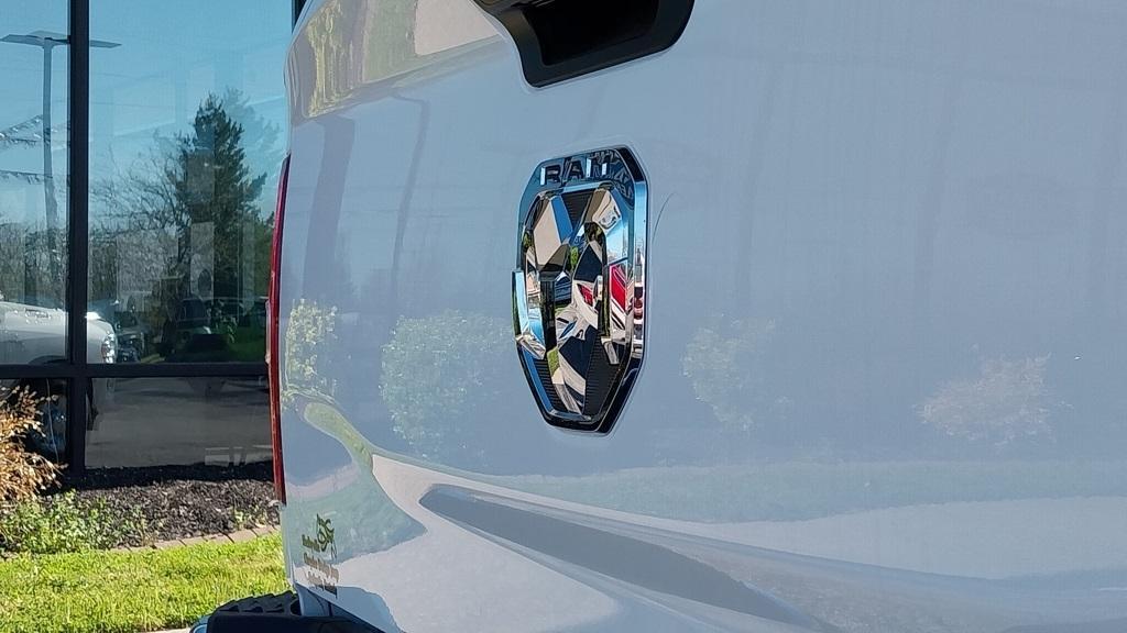 new 2024 Ram 3500 car, priced at $59,827