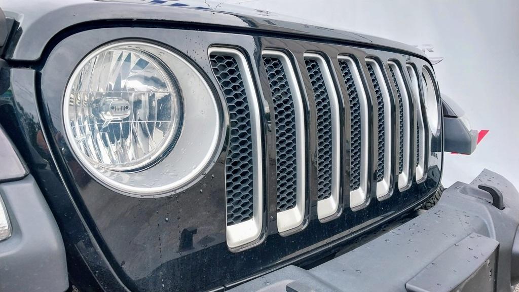 used 2018 Jeep Wrangler Unlimited car, priced at $25,493