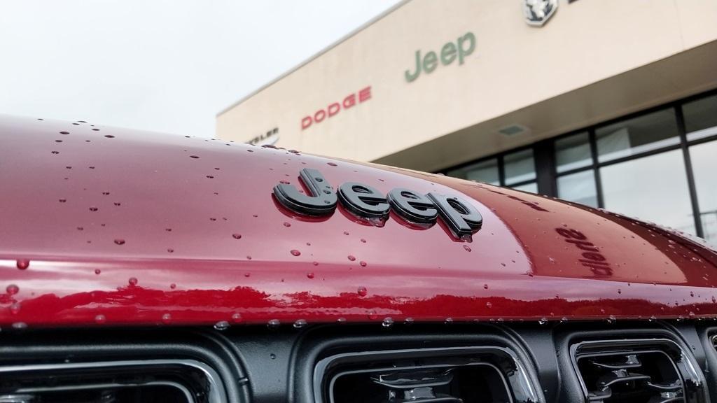 new 2025 Jeep Grand Cherokee L car, priced at $42,916