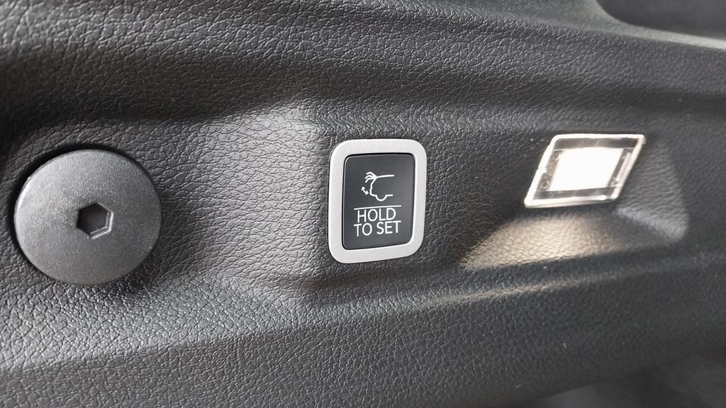 new 2025 Jeep Grand Cherokee L car, priced at $42,916
