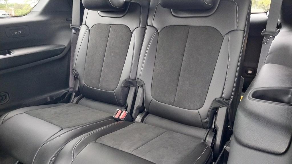 new 2025 Jeep Grand Cherokee L car, priced at $42,916