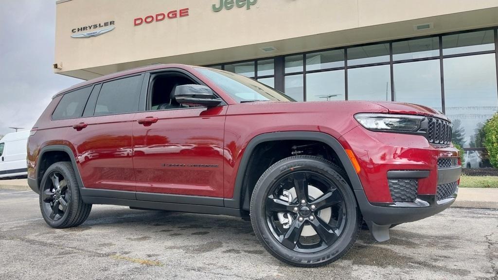 new 2025 Jeep Grand Cherokee L car, priced at $42,916