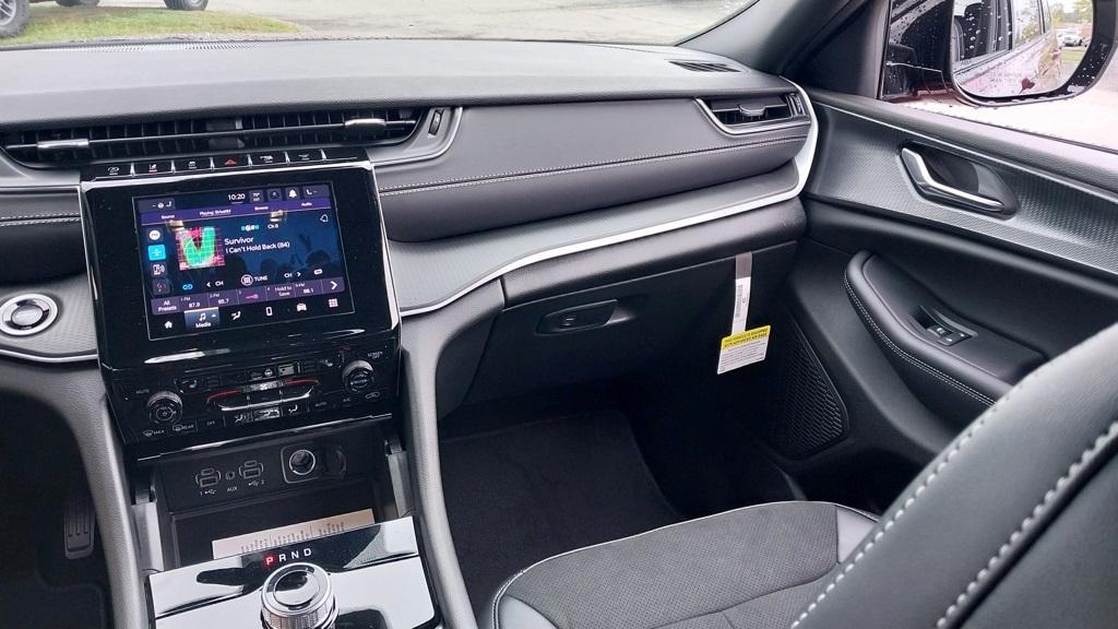 new 2025 Jeep Grand Cherokee L car, priced at $42,916