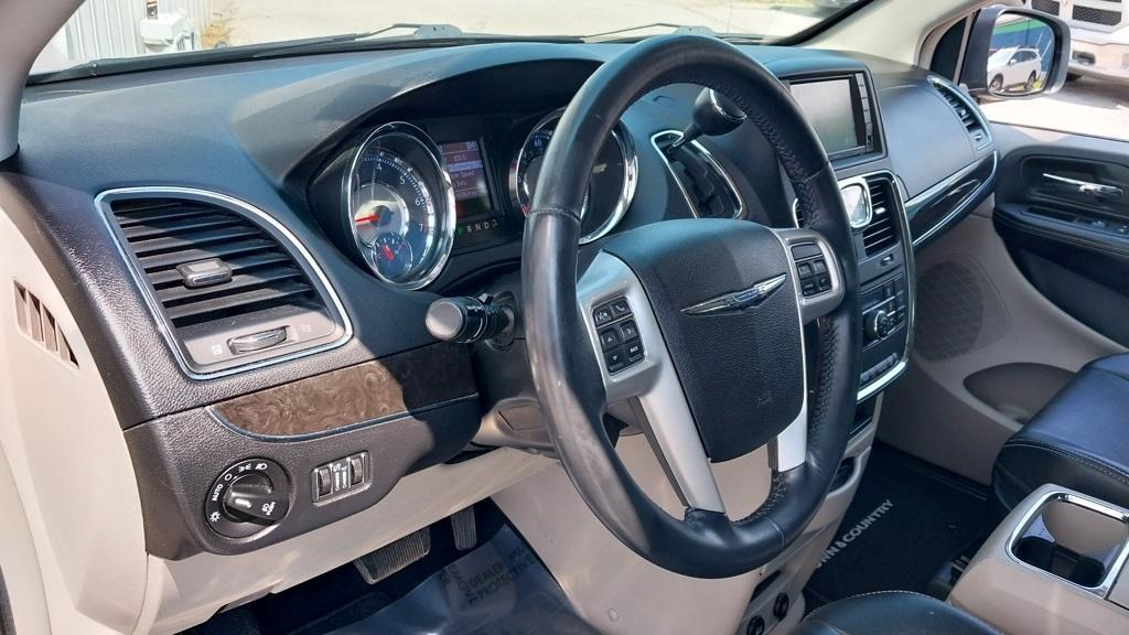 used 2014 Chrysler Town & Country car, priced at $11,685