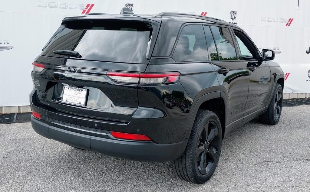 used 2022 Jeep Grand Cherokee car, priced at $31,995