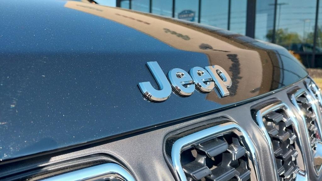 new 2025 Jeep Compass car, priced at $27,535