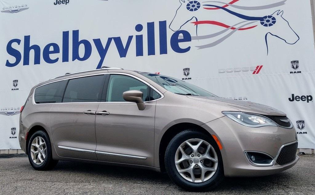 used 2017 Chrysler Pacifica car, priced at $11,690