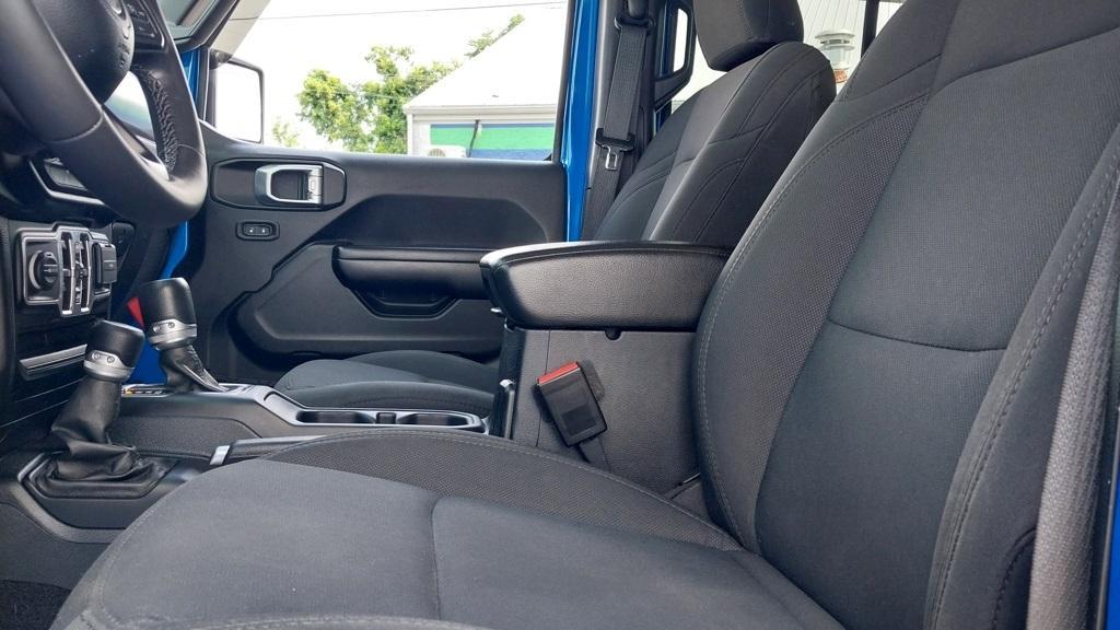 used 2021 Jeep Wrangler Unlimited car, priced at $29,999