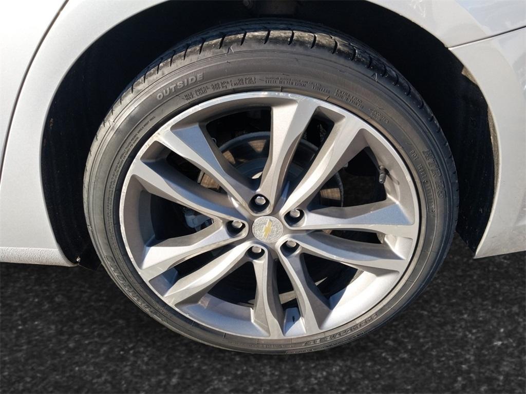 used 2020 Chevrolet Malibu car, priced at $16,995