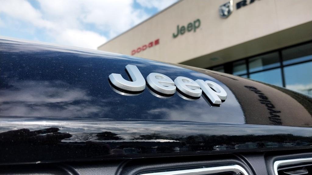new 2025 Jeep Grand Cherokee car, priced at $37,314