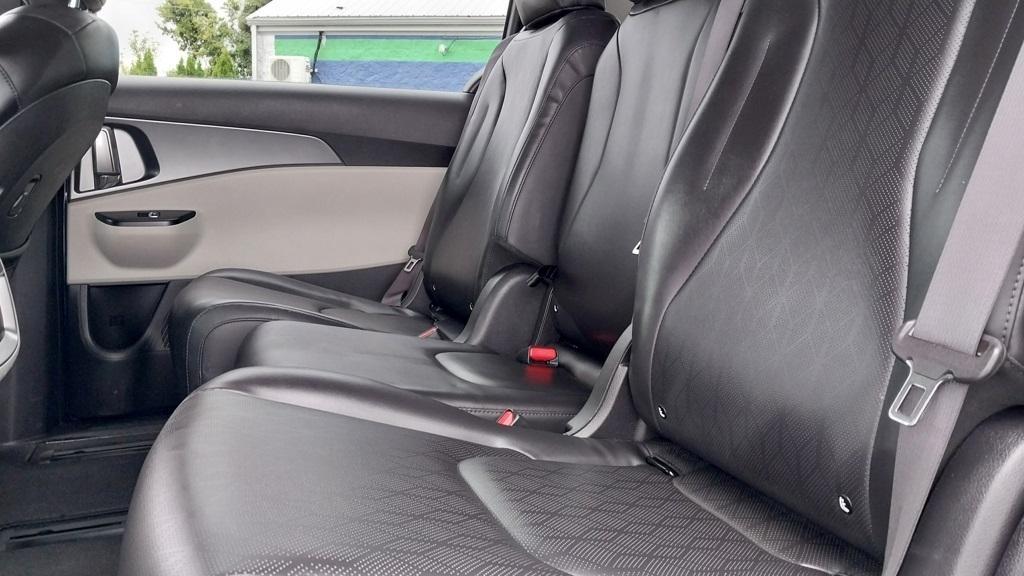 used 2024 Kia Carnival car, priced at $31,445