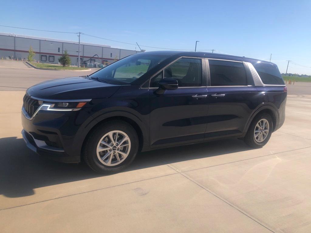 used 2024 Kia Carnival car, priced at $33,974