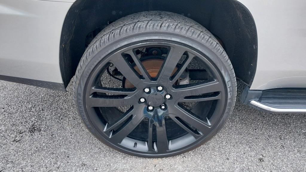 used 2019 GMC Yukon car, priced at $32,499