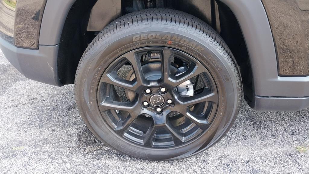 new 2025 Jeep Compass car, priced at $25,755