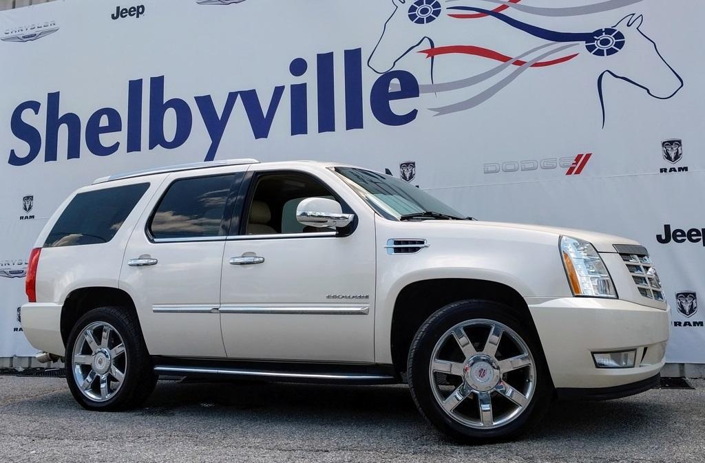 used 2012 Cadillac Escalade car, priced at $14,888