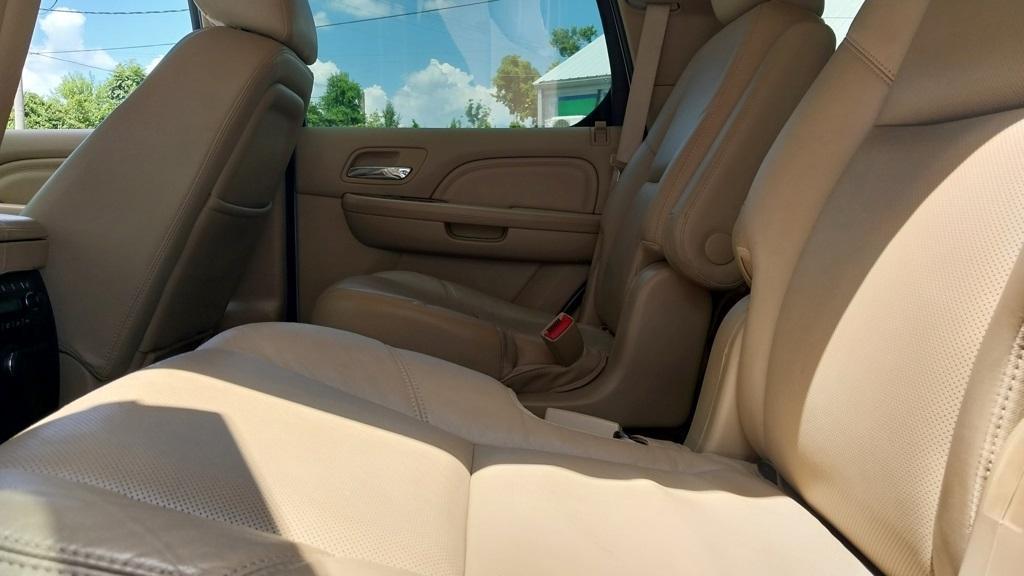 used 2012 Cadillac Escalade car, priced at $14,888