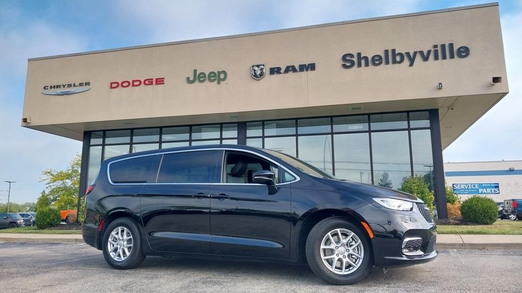 new 2026 Chrysler Pacifica car, priced at $37,838