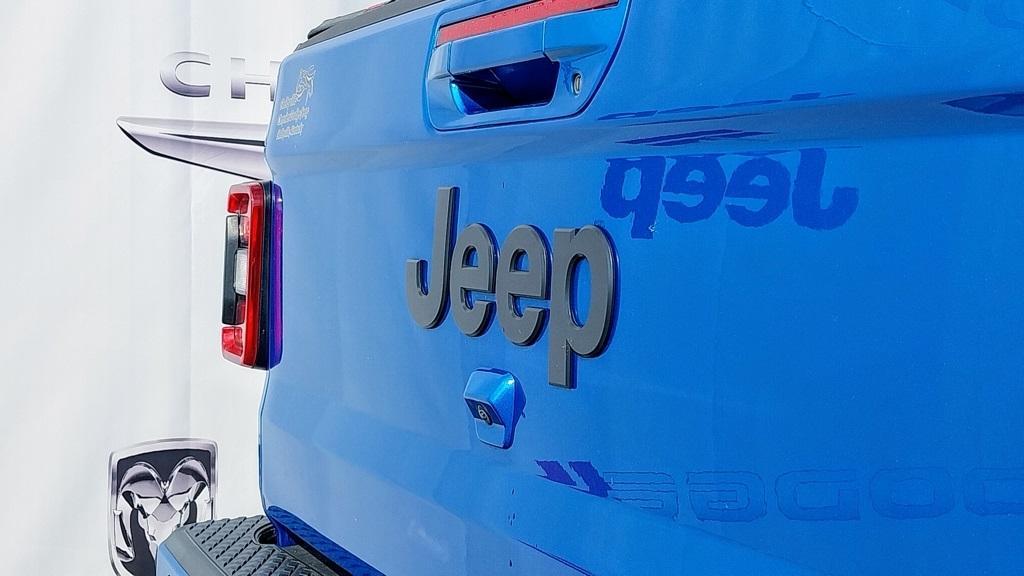 used 2022 Jeep Gladiator car, priced at $35,799