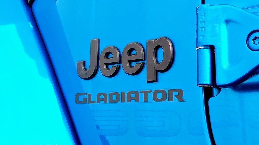 used 2022 Jeep Gladiator car, priced at $35,799