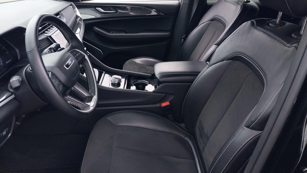 used 2022 Jeep Grand Cherokee car, priced at $34,995