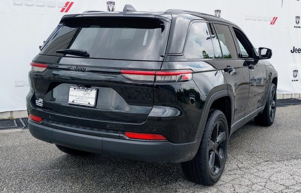 used 2022 Jeep Grand Cherokee car, priced at $34,995