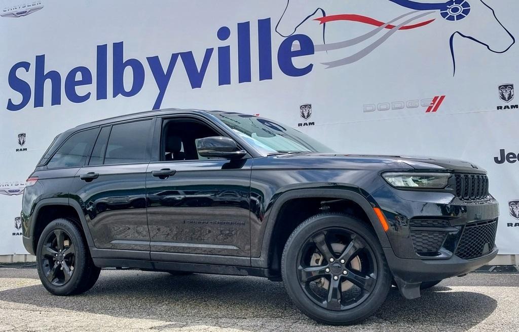 used 2022 Jeep Grand Cherokee car, priced at $34,995