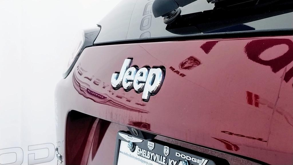 used 2022 Jeep Cherokee car, priced at $25,995