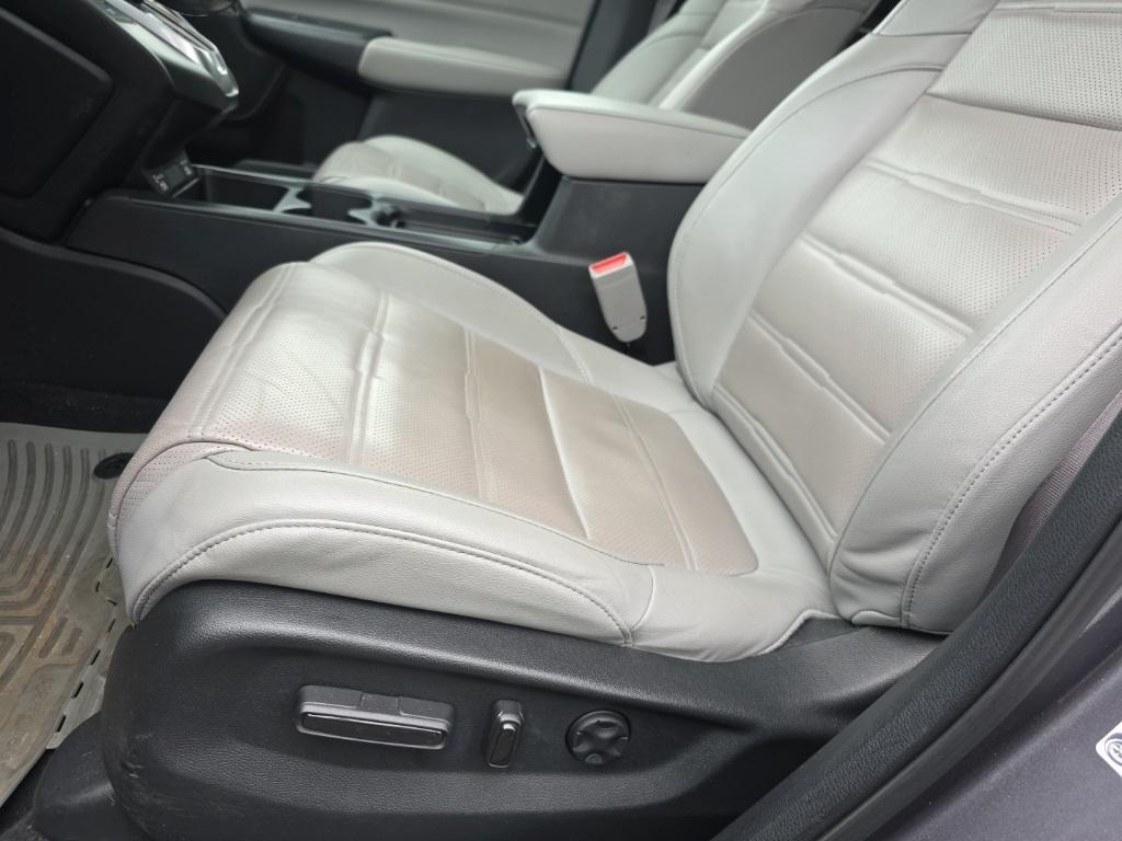 used 2020 Honda CR-V car, priced at $23,942