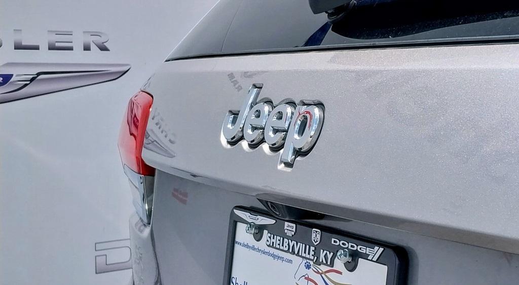 used 2019 Jeep Grand Cherokee car, priced at $23,685