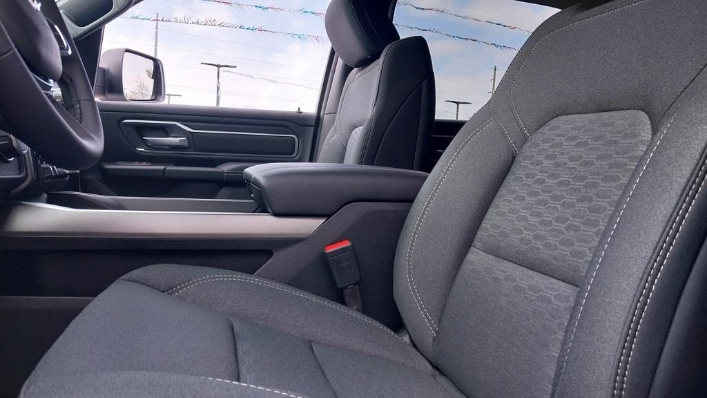 new 2025 Ram 1500 car, priced at $54,219