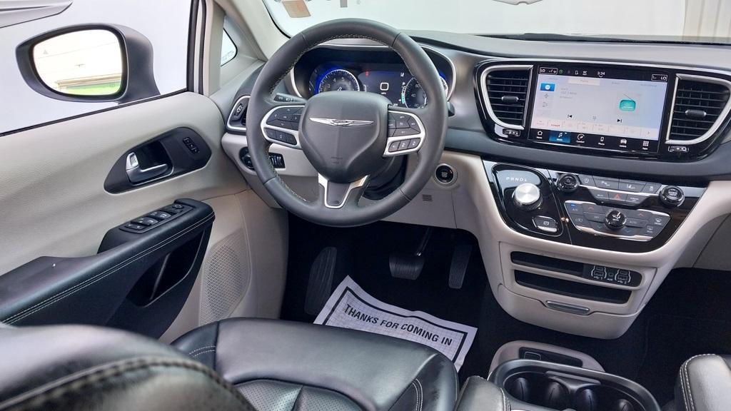 used 2023 Chrysler Pacifica car, priced at $24,995