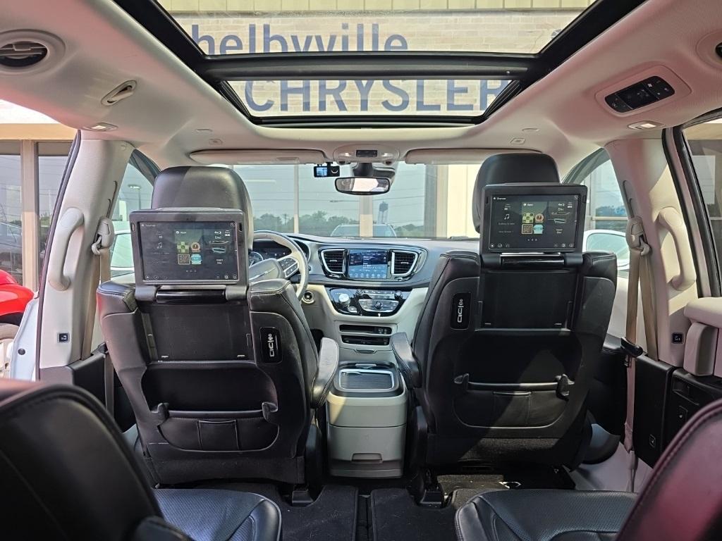 used 2018 Chrysler Pacifica car, priced at $15,800