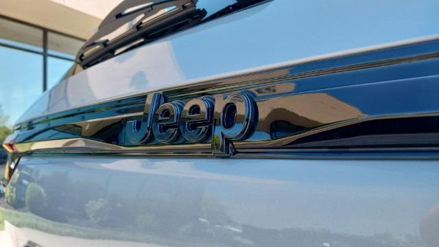 new 2024 Jeep Grand Cherokee car, priced at $41,000