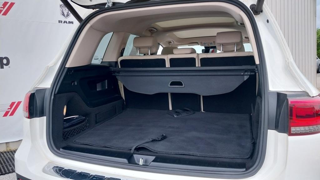used 2021 Mercedes-Benz GLB 250 car, priced at $27,995