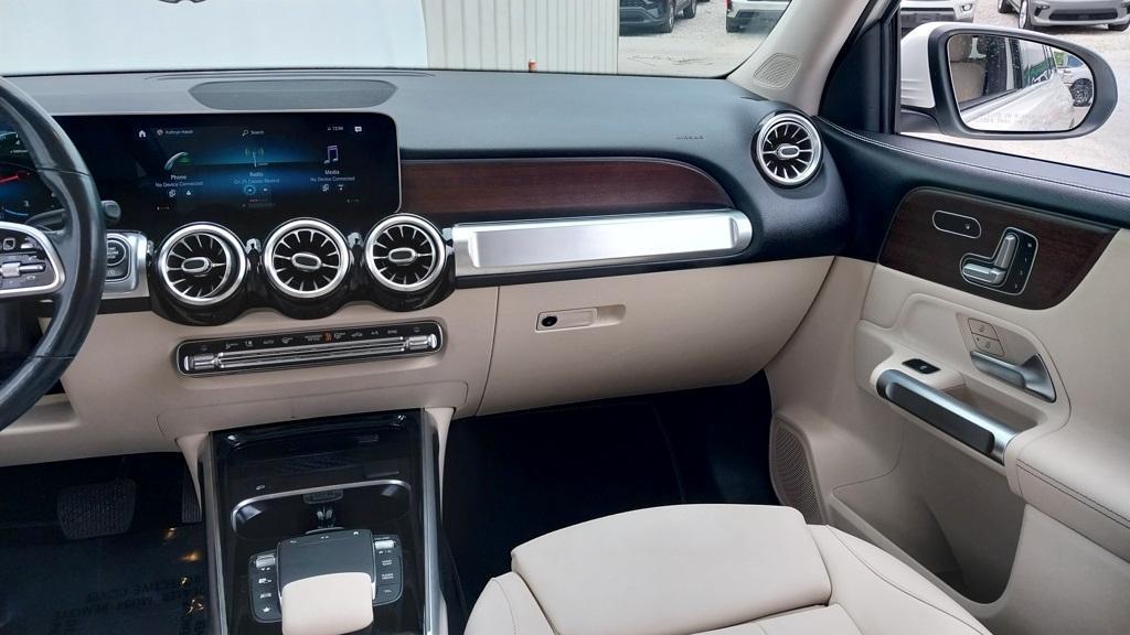 used 2021 Mercedes-Benz GLB 250 car, priced at $27,995