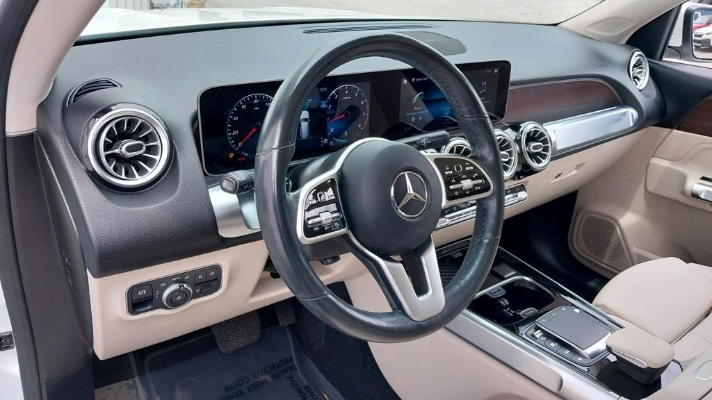 used 2021 Mercedes-Benz GLB 250 car, priced at $27,995