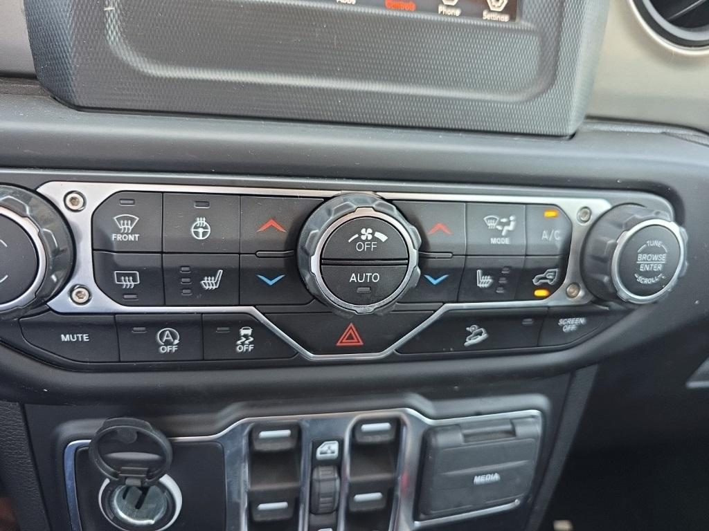 used 2021 Jeep Wrangler Unlimited car, priced at $33,288